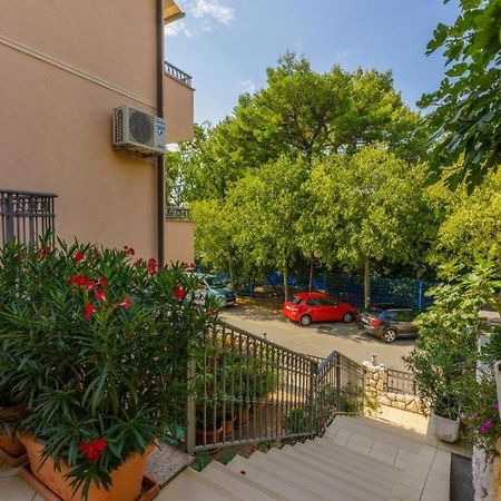 Amfora Apartments Crikvenica Bagian luar foto