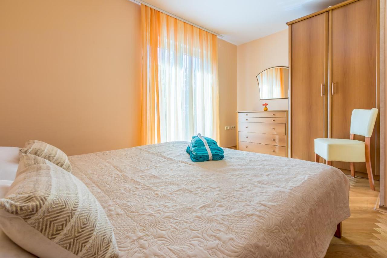 Amfora Apartments Crikvenica Bagian luar foto